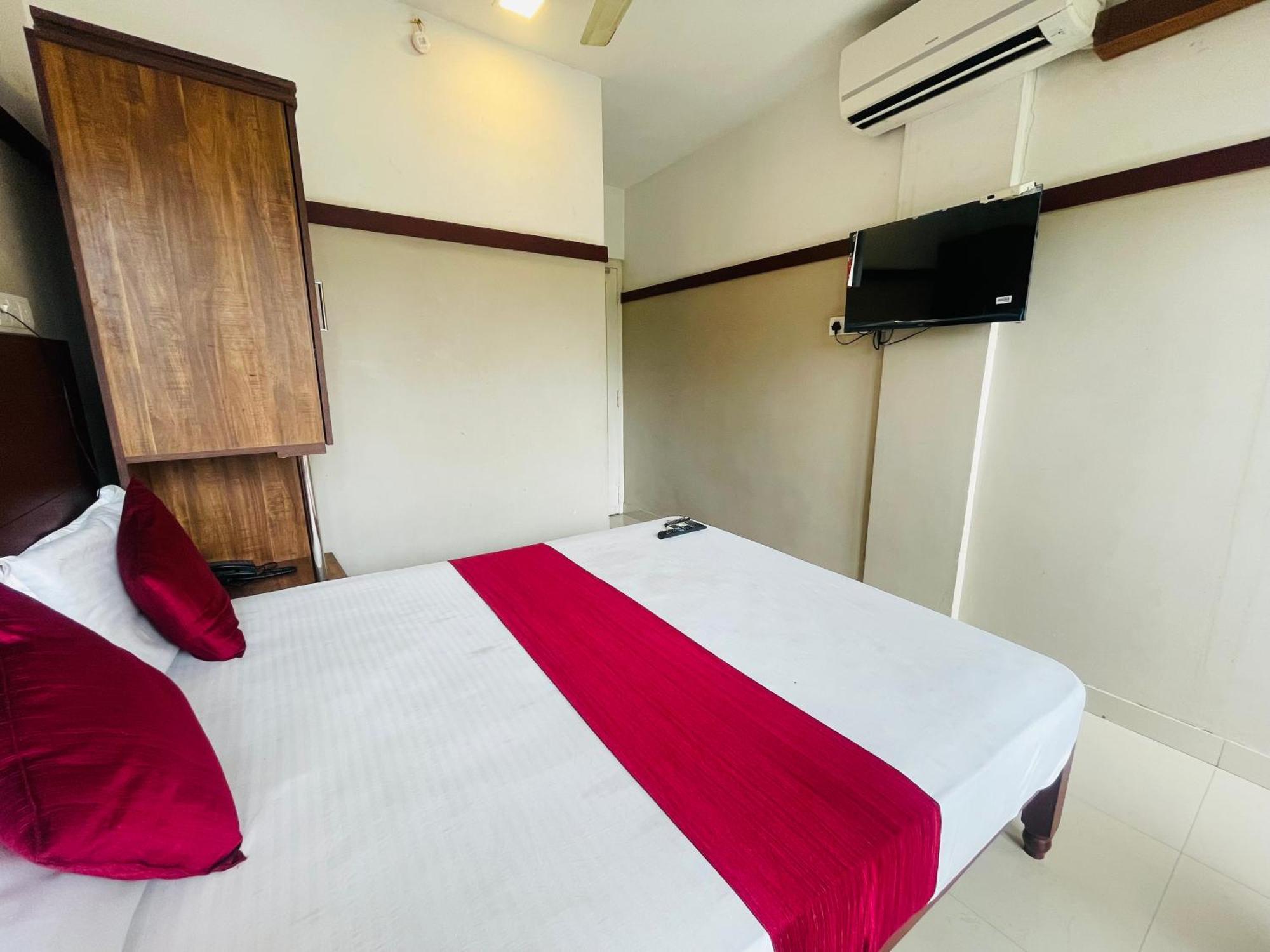 Rio Rooms Mims Calicut Esterno foto